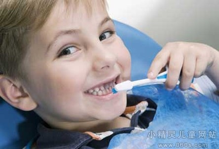 如何让孩子拥有整齐洁白的牙齿