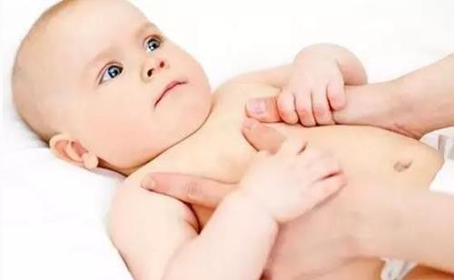 6个小方法缓解宝宝肠绞痛